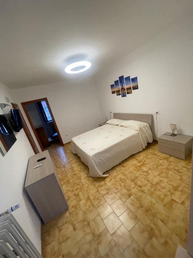 B&B Lorenzo Il Magnifico เชลาโน ภายนอก รูปภาพ