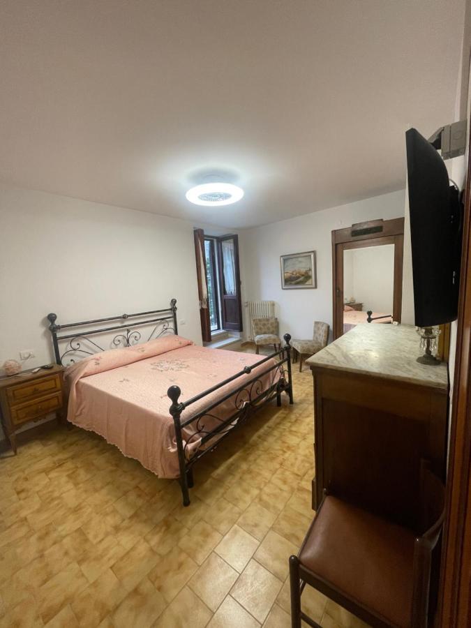 B&B Lorenzo Il Magnifico เชลาโน ภายนอก รูปภาพ