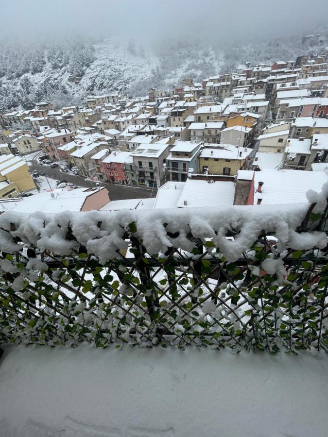 B&B Lorenzo Il Magnifico เชลาโน ภายนอก รูปภาพ