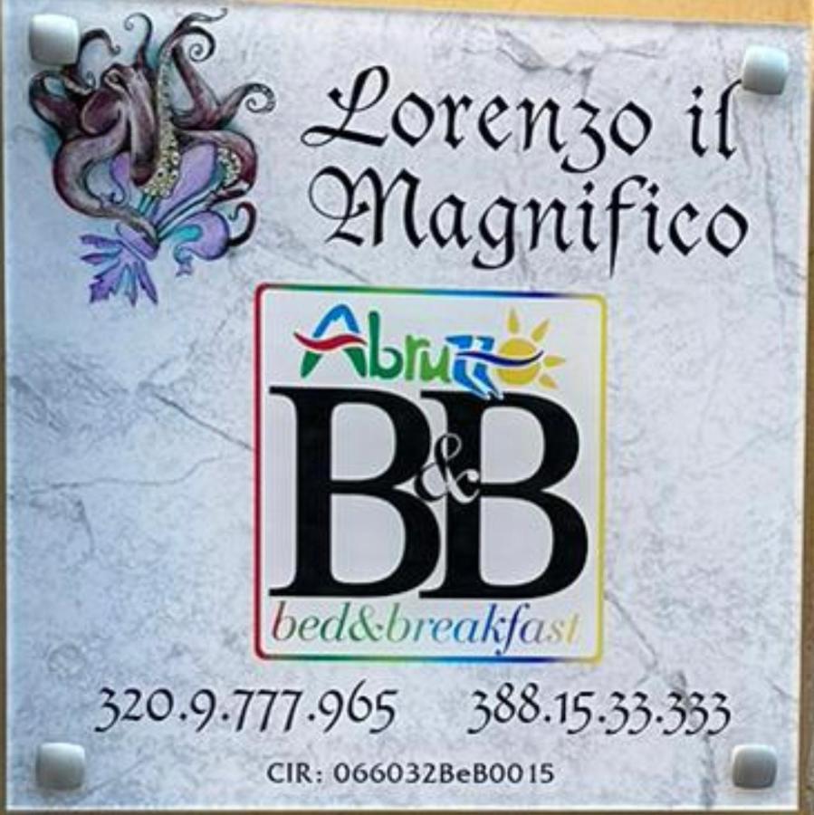 B&B Lorenzo Il Magnifico เชลาโน ภายนอก รูปภาพ